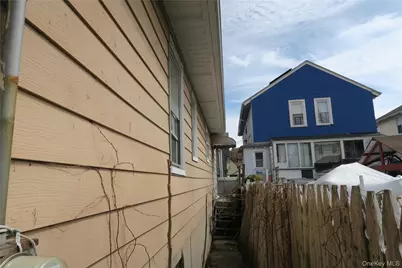 1382 McBride Street, Far Rockaway, NY 11691 - Photo 4