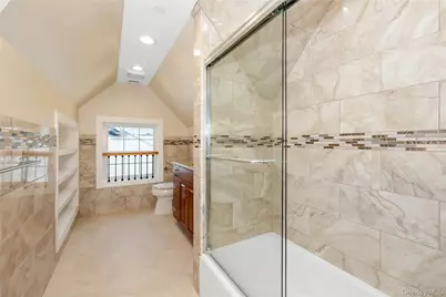 16 Grand Boulevard, Scarsdale, NY 10583 - Photo 24