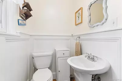 50 Paumanake Avenue, Babylon, NY 11702 - Photo 14