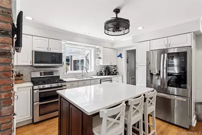 50 Paumanake Avenue, Babylon, NY 11702 - Photo 12