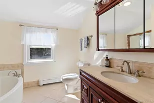 50 Paumanake Ave, Babylon, NY 11702 - Photo 22