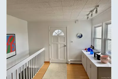 35 Library Avenue #3 I, Westhampton Beach, NY 11978 - Photo 2