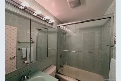 35 Library Avenue #3 I, Westhampton Beach, NY 11978 - Photo 16
