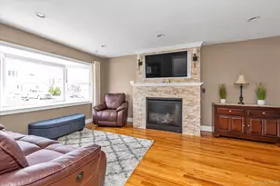 2382 Garfield St, North Bellmore, NY 11710 - Photo 6