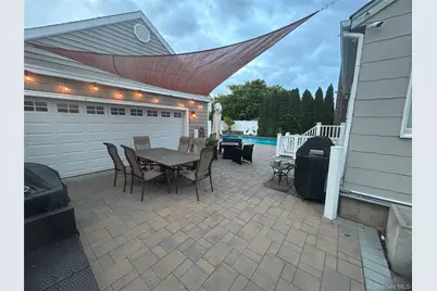 2382 Garfield Street, North Bellmore, NY 11710 - Photo 18