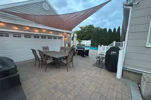 2382 Garfield St, North Bellmore, NY 11710 - Photo 18