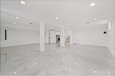 2292 Vassar Place, Merrick, NY 11566 - Photo 14