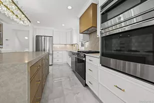 2292 Vassar Pl, Merrick, NY 11566 - Photo 22