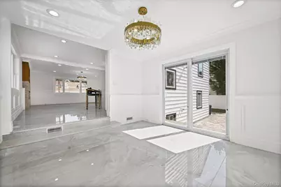 2292 Vassar Place, Merrick, NY 11566 - Photo 24