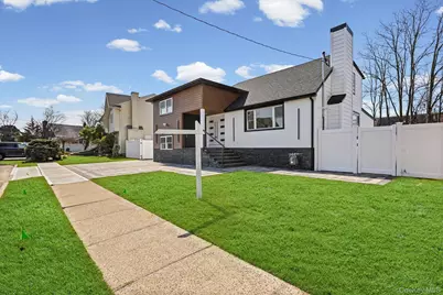 2292 Vassar Place, Merrick, NY 11566 - Photo 1