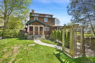 8 Olive Drive, Mahopac, NY 10541 - Photo 2