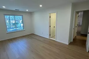 341 Woodland Ct, Coram, NY 11727 - Photo 10