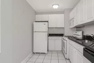 525 W 236th St, Bronx, NY 10463 - Photo 4