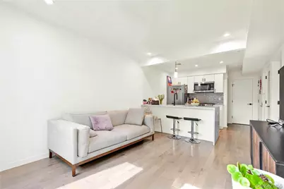 31-41 29th Street #3B, Astoria, NY 11106 - Photo 4