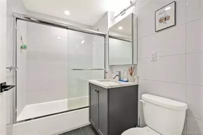 31-41 29th Street #3B, Astoria, NY 11106 - Photo 12