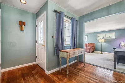 16 Meadow Road, Cortlandt Manor, NY 10548 - Photo 6