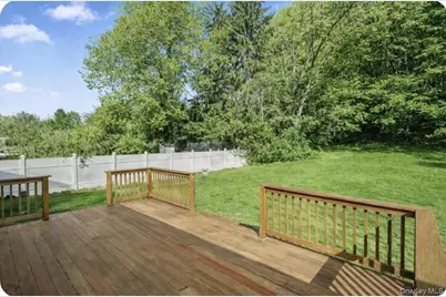 16 Meadow Road, Cortlandt Manor, NY 10548 - Photo 28