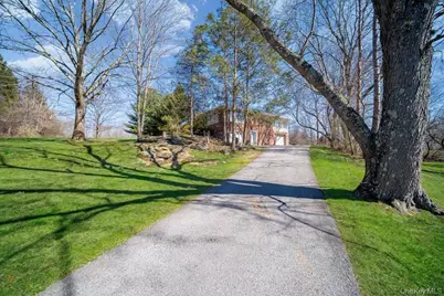 650 Netherwood Road, Hyde Park, NY 12538 - Photo 4