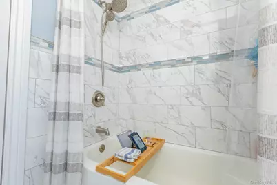816 Main Street, Islip, NY 11751 - Photo 20