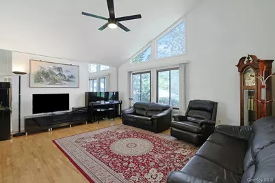973 Tilton Road, Valley Cottage, NY 10989 - Photo 6