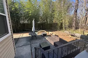 21 Ruby Ln, Huntington Station, NY 11746 - Photo 16