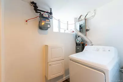 140-07 68th Drive, Flushing, NY 11367 - Photo 18