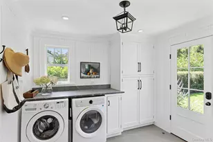 63 Halsey St, Southampton, NY 11968 - Photo 12