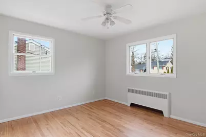 24 Aldrich Street, Huntington Station, NY 11746 - Photo 12