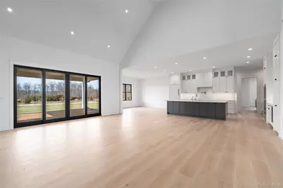 25 Club Drive, Calverton, NY 11933 - Photo 16