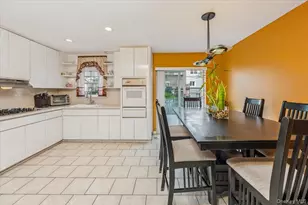 228 Calhoun Ave, Bronx, NY 10465 - Photo 10