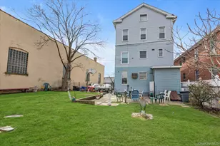 117-11 14th Rd, College Point, NY 11356 - Photo 20