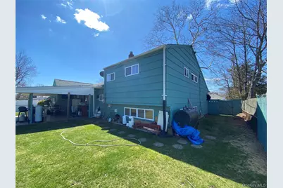 1327 Brooklyn Boulevard, Bay Shore, NY 11706 - Photo 20