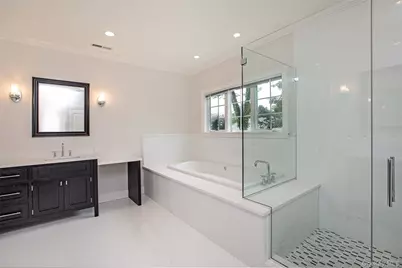 5 Sonny Trail, White Plains, NY 10605 - Photo 12