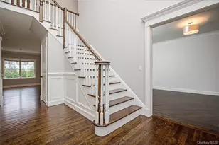 5 Sonny Trail, White Plains, NY 10605 - Photo 4