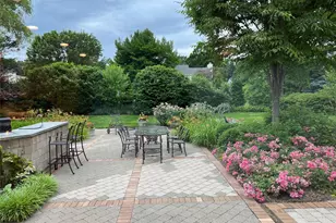 9 The Grasslands, Woodbury, NY 11797 - Photo 48