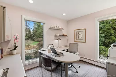 9 The Grasslands, Woodbury, NY 11797 - Photo 22