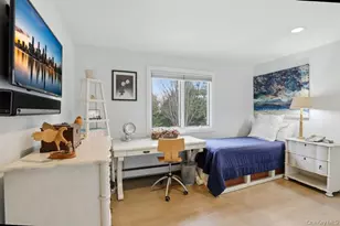 9 The Grasslands, Woodbury, NY 11797 - Photo 24