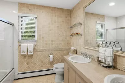 9 The Grasslands, Woodbury, NY 11797 - Photo 26