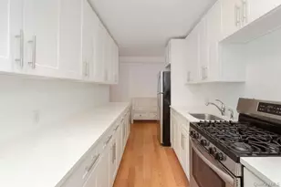 1 Hawley Ter, Yonkers, NY 10701 - Photo 12