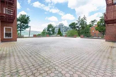 1 Hawley Terrace #1F, Yonkers, NY 10701 - Photo 4