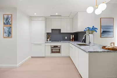 58-01 Queens Boulevard #9A, Woodside, NY 11377 - Photo 4