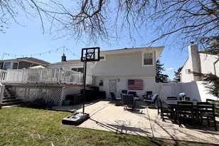 1525 Pea Pond Rd, Bellmore, NY 11710 - Photo 44