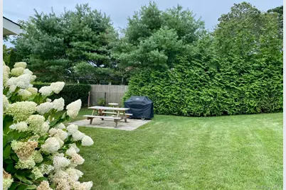 8 Romana Drive, Hampton Bays, NY 11946 - Photo 14