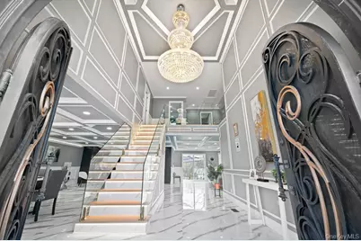 15 Forest Road, Valley Stream, NY 11581 - Photo 4