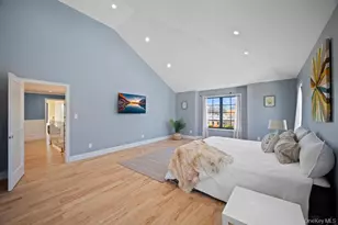 15 Forest Rd, Valley Stream, NY 11581 - Photo 32