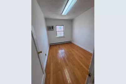 60-03 146th Street, Flushing, NY 11355 - Photo 8