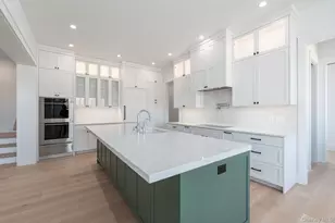 35 Club Dr, Calverton, NY 11933 - Photo 14