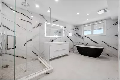 50 W Broadway #1101, Long Beach, NY 11561 - Photo 38