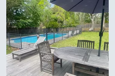35 Maple Street, Westhampton Beach, NY 11978 - Photo 2