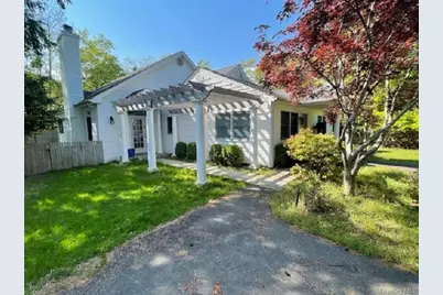 35 Maple Street, Westhampton Beach, NY 11978 - Photo 2